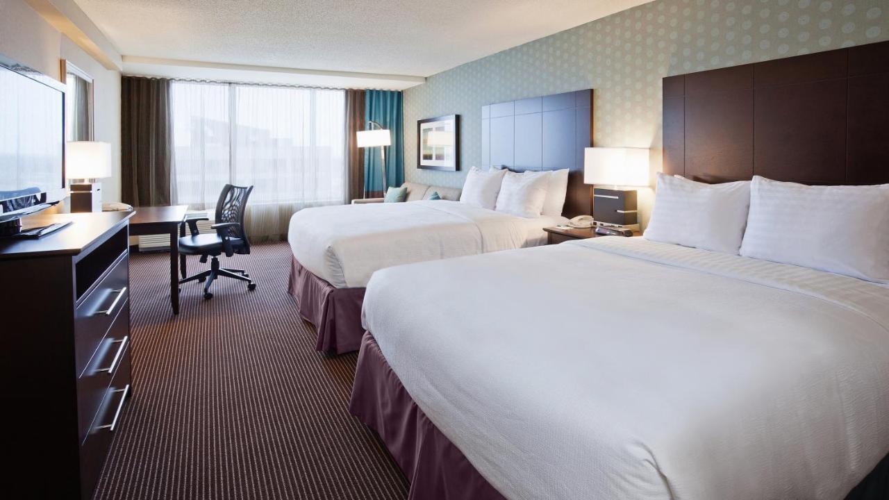 Doubletree By Hilton Pointe Claire Montreal Airport West Pointe-Claire Exterior foto