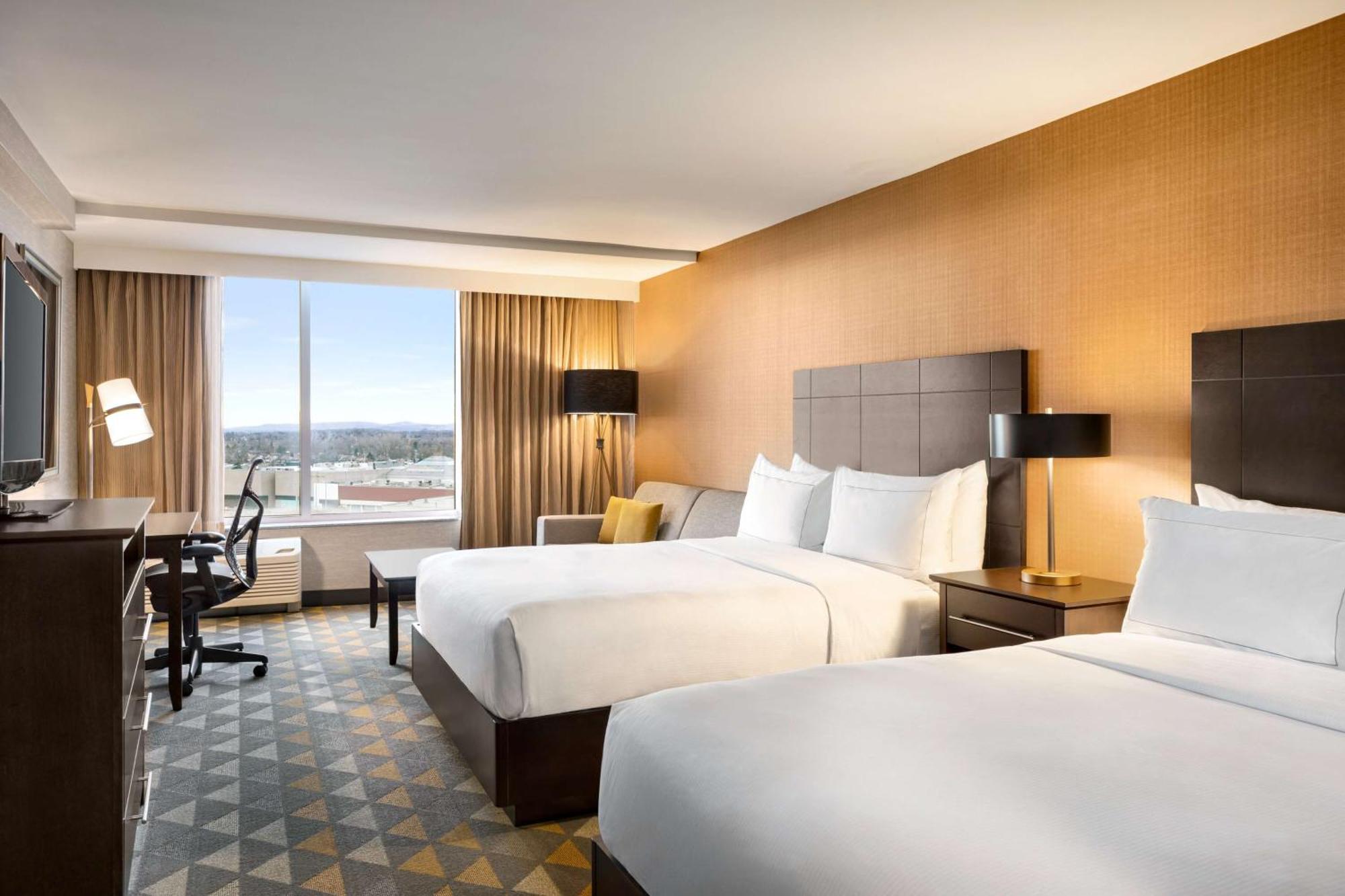 Doubletree By Hilton Pointe Claire Montreal Airport West Pointe-Claire Exterior foto